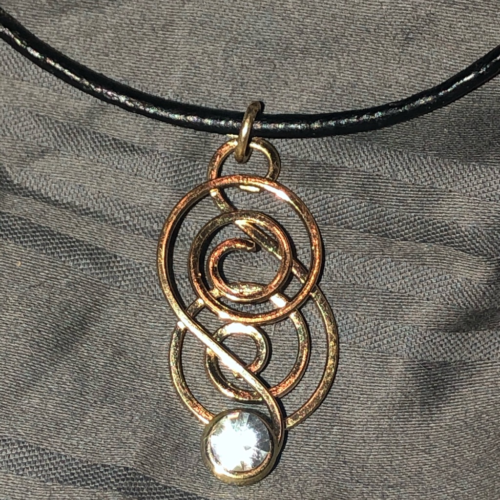 Gold Pendant Crystal Black Leather Necklace New